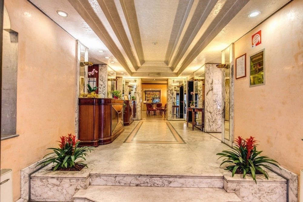 Hotel San Remo 3*